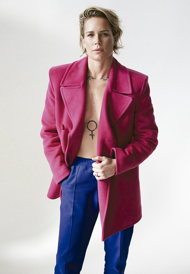 Ashlyn Harris's Photos, Relationship, Stats & Net Worth (2026) · 2
