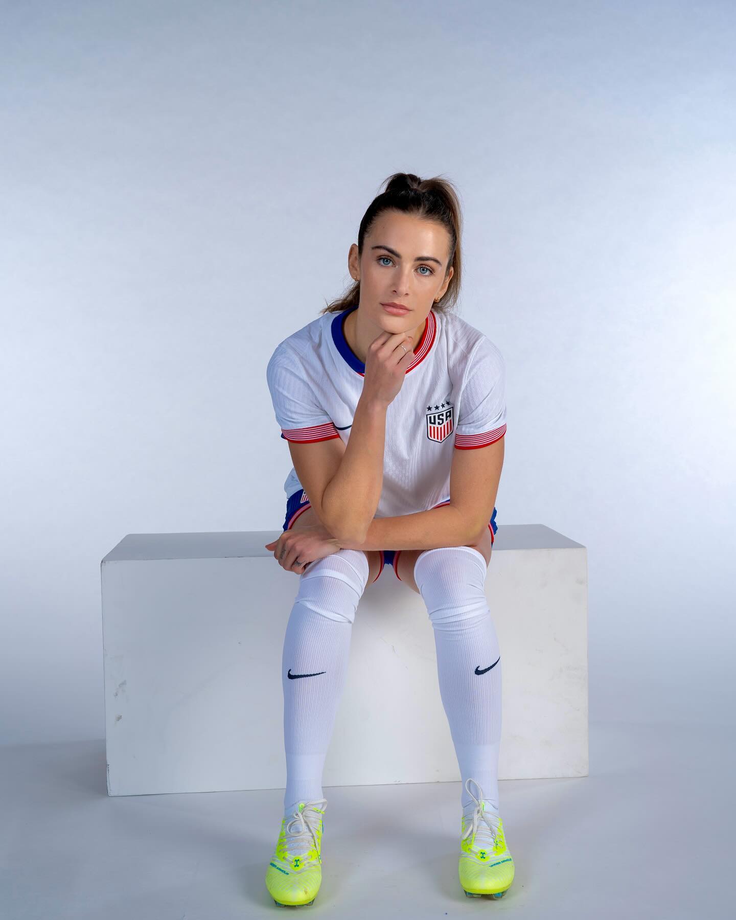 Emily Fox: Net Worth, Salary, Love Life & Soccer Stats · 4