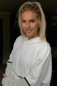 Kelsey Turnbow · 5