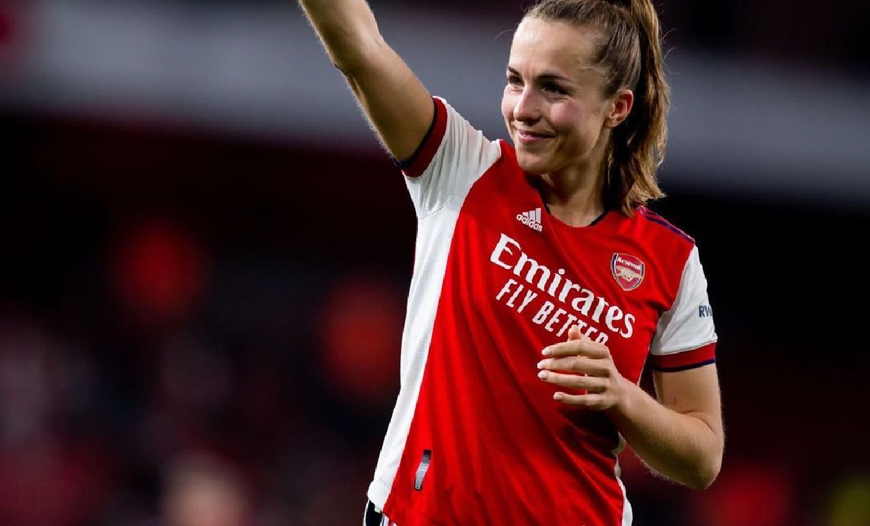 Lia Wälti Photos, Age, Stats, Salary, and Net Worth